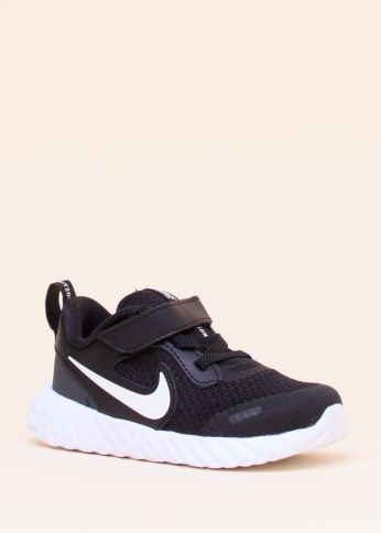 Nike skriešanas apavi Revolution 5